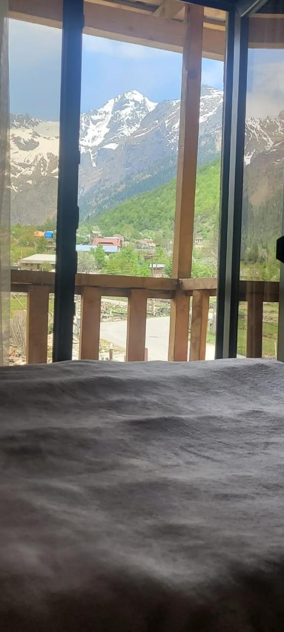 Guest House Guli Mestia Chambre photo